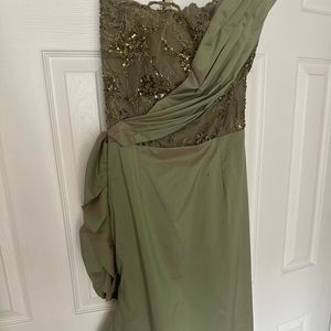 Prom dresses and wedding gowns couture styles. Brand new. Size small